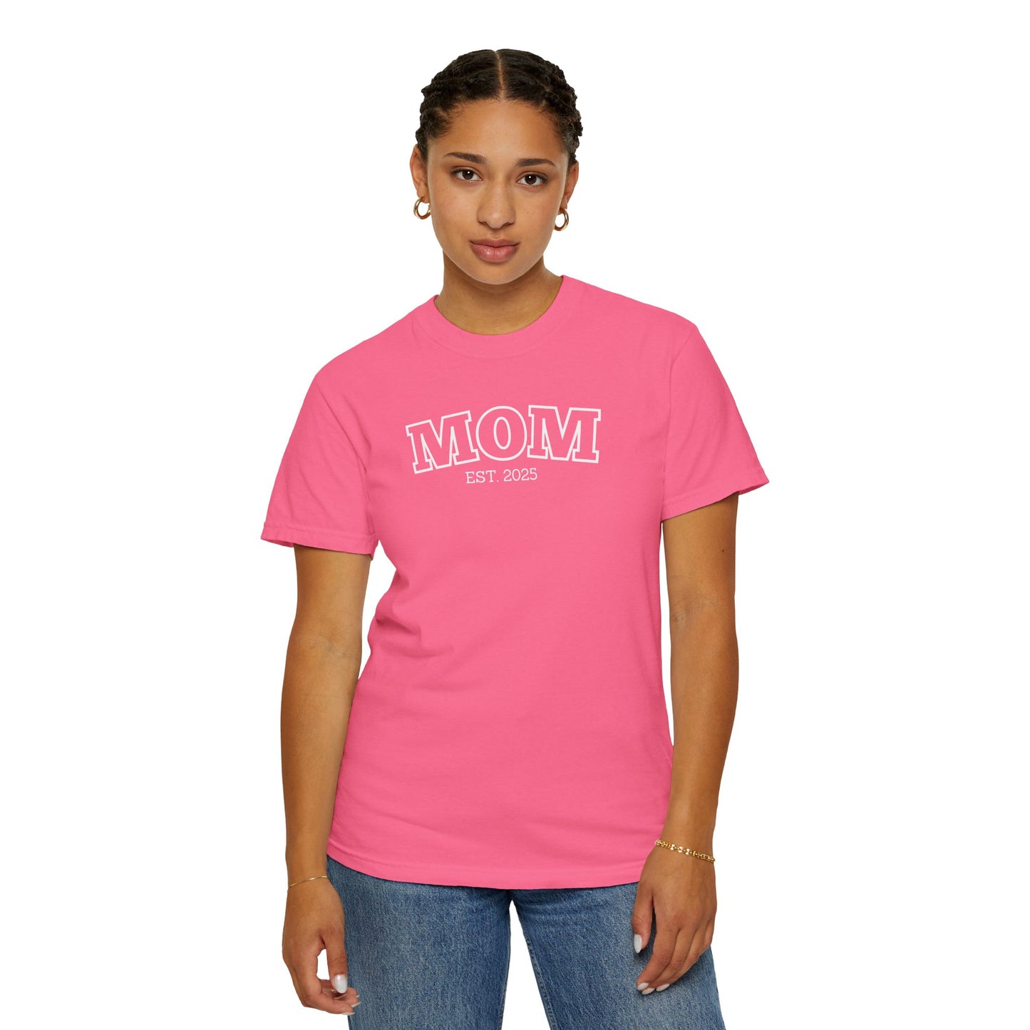 Personalized Mom T-shirt - White Logo