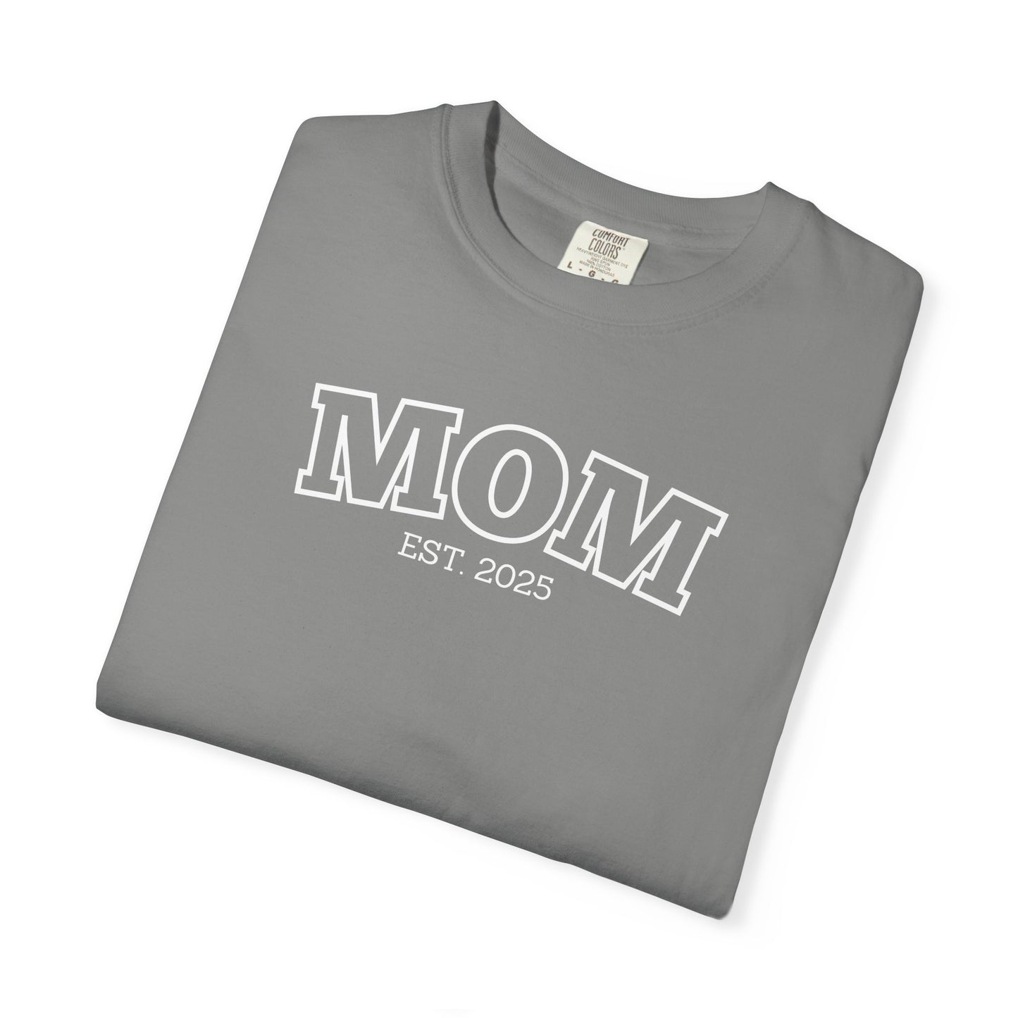 Personalized Mom T-shirt - White Logo