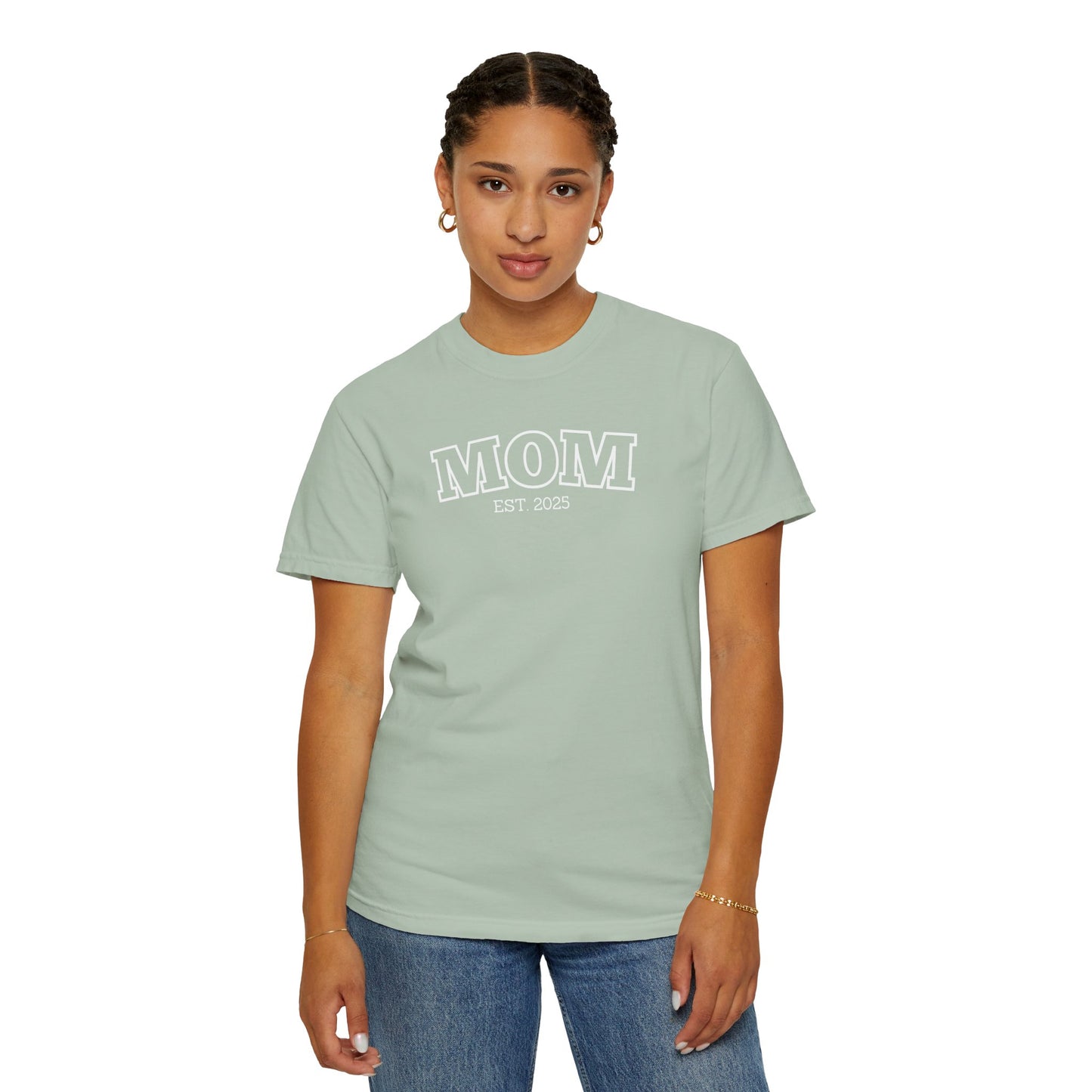 Personalized Mom T-shirt - White Logo