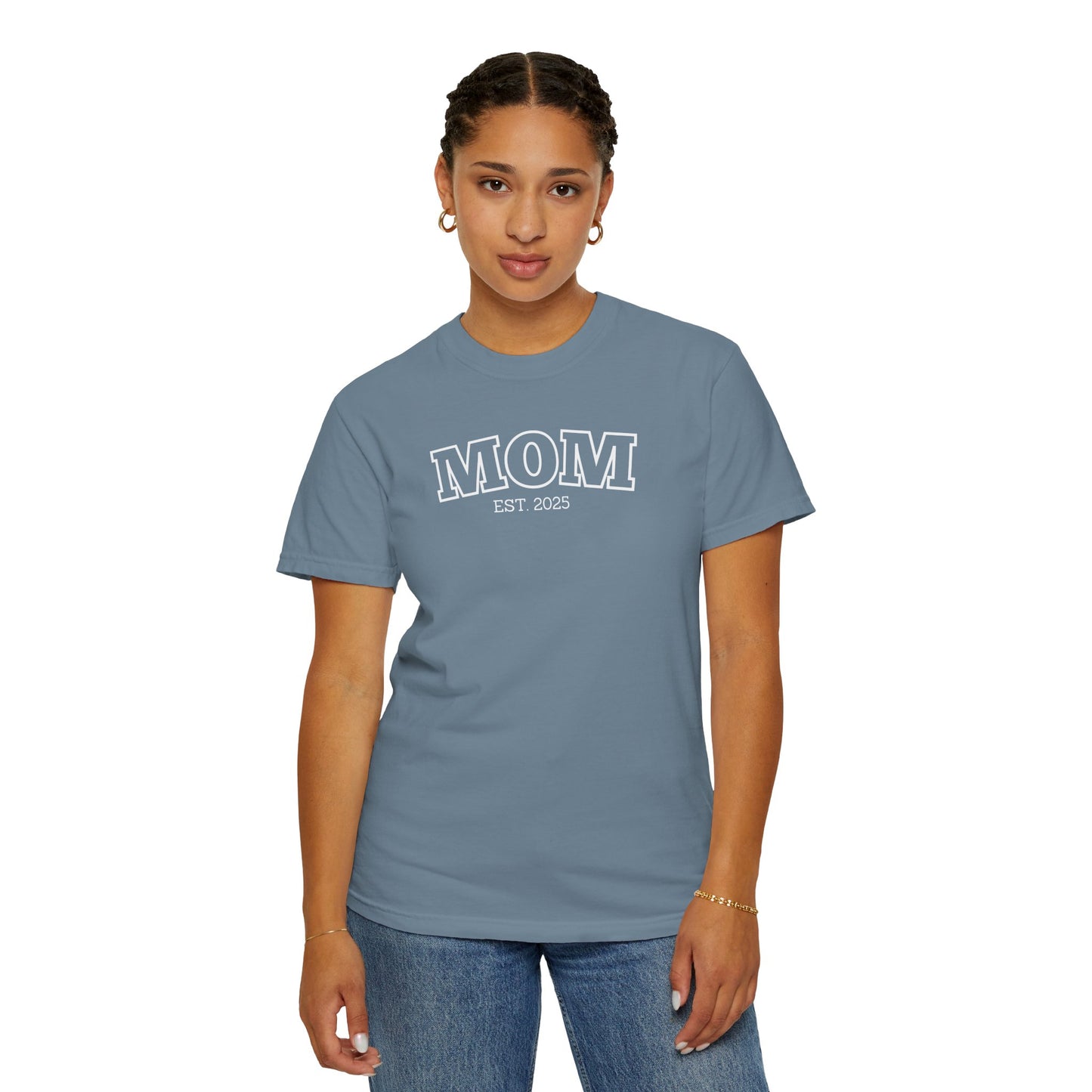 Personalized Mom T-shirt - White Logo