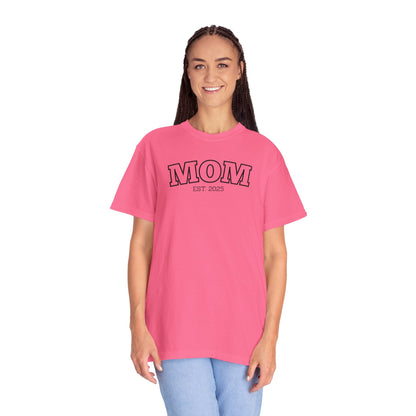 Personalized Mom T-shirt - Black Logo