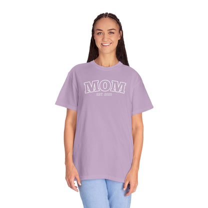 Personalized Mom T-shirt - White Logo