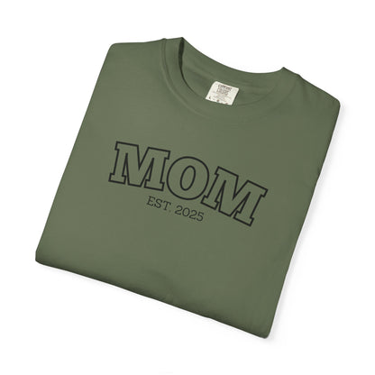 Personalized Mom T-shirt - Black Logo