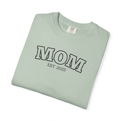 Personalized Mom T-shirt - Black Logo