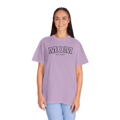 Personalized Mom T-shirt - Black Logo